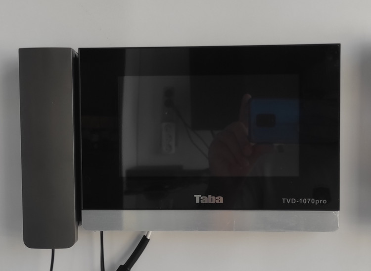 پک آیفون تصویری تابا مدل 1070 پرو